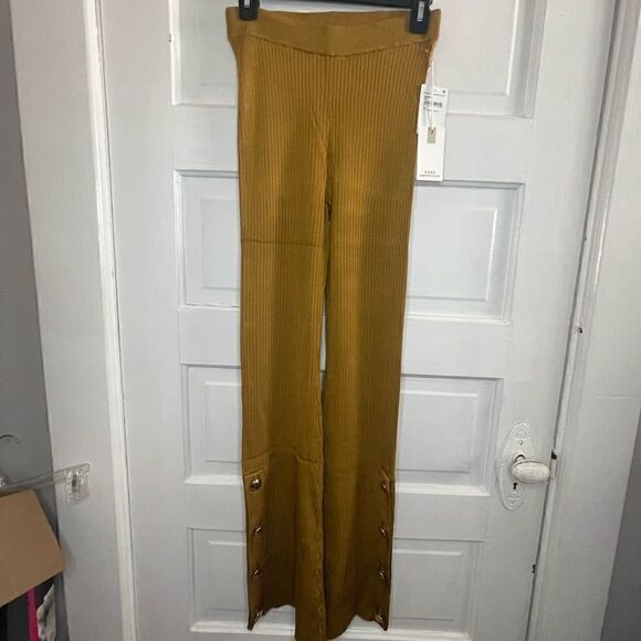 NWTs Good American Plaited Boss Flare Pants Size Medium - Picture 2 of 14